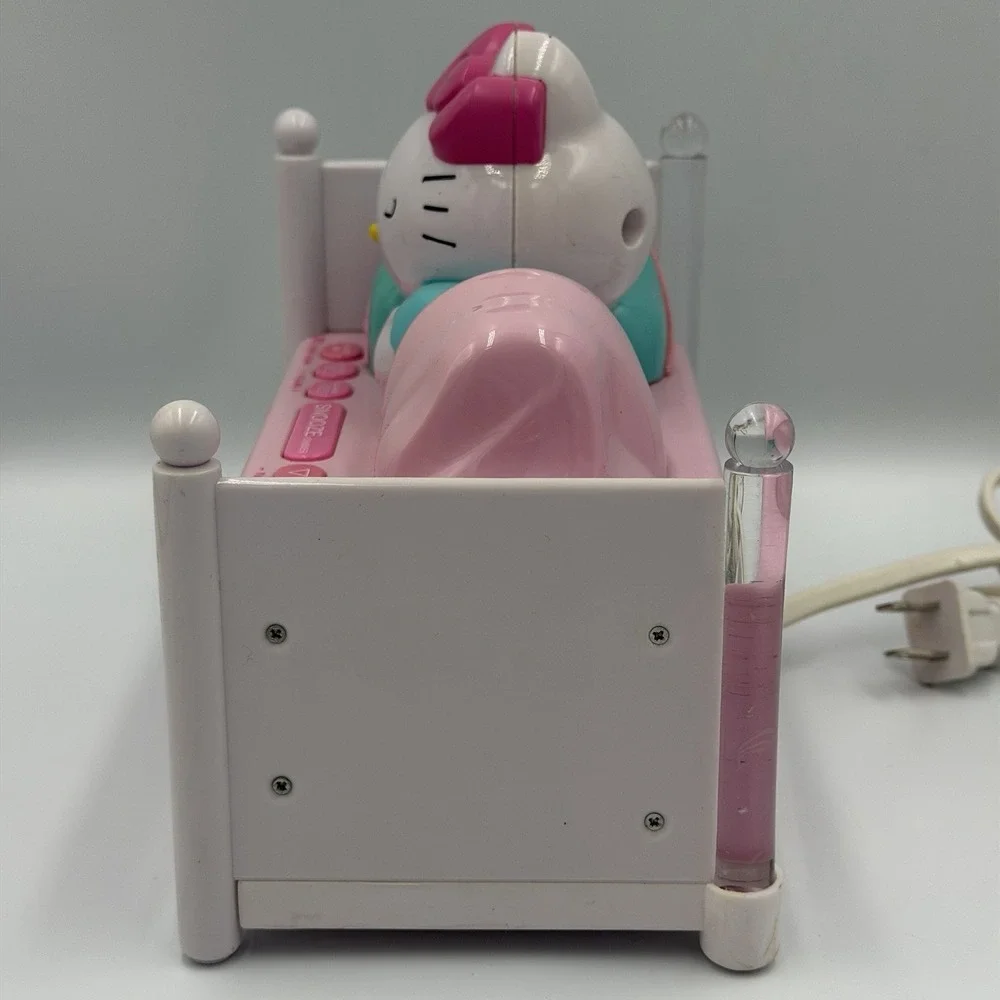 HELLO KITTY Sleeping Kitty Alarm Clock Radio Nightlight KT2052P TESTED